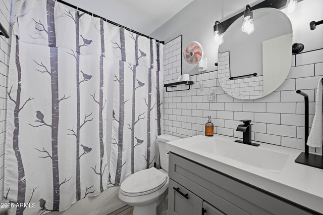 1033 N 25TH Street, Phoenix, AZ 85008