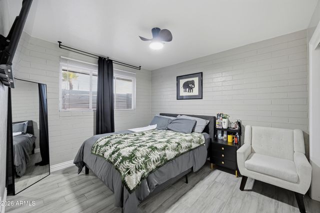 1033 N 25TH Street, Phoenix, AZ 85008