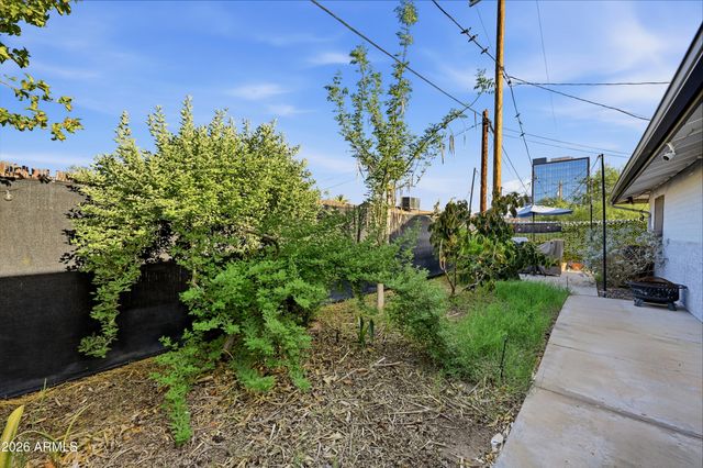 1033 N 25TH Street, Phoenix, AZ 85008