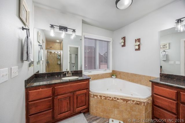 3922 Quarry Park Drive, Bartlesville, OK 74006