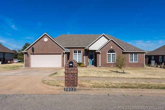 3922 Quarry Park Drive, Bartlesville, OK 74006