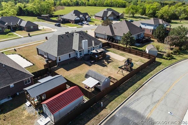 3922 Quarry Park Drive, Bartlesville, OK 74006
