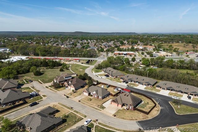 3922 Quarry Park Drive, Bartlesville, OK 74006