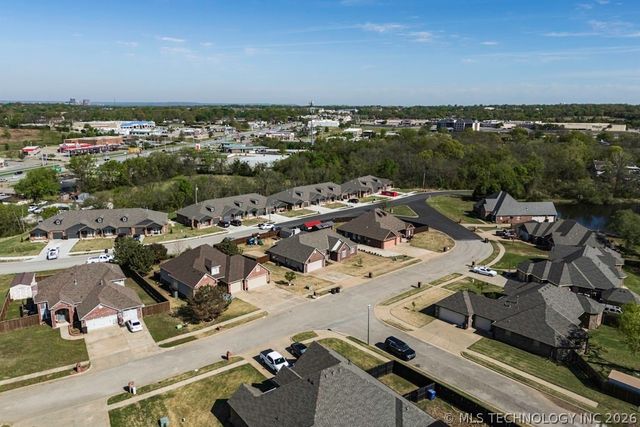 3922 Quarry Park Drive, Bartlesville, OK 74006