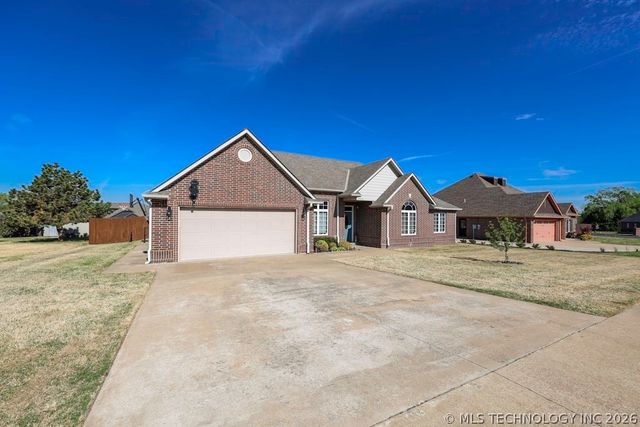 3922 Quarry Park Drive, Bartlesville, OK 74006