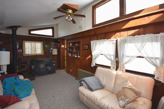 768 Washington Mountain Rd, Washington, MA 01223