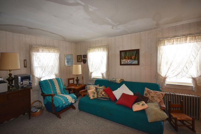 768 Washington Mountain Rd, Washington, MA 01223