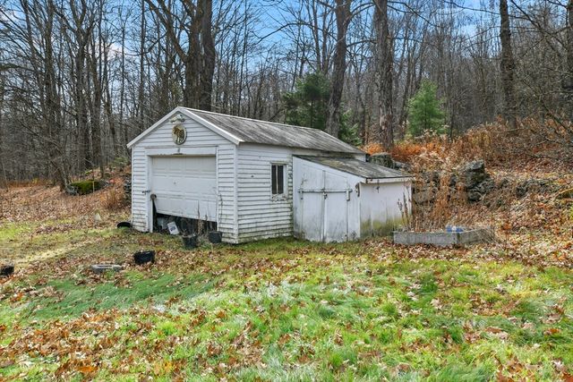 768 Washington Mountain Rd, Washington, MA 01223