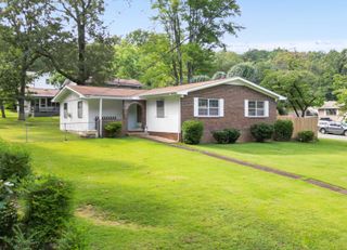 4543 N Ravenwood Drive, Chattanooga, TN 37415