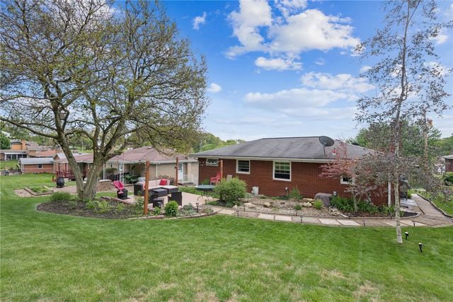 11 Lynn Lee Dr, City Of Greensburg, PA 15601