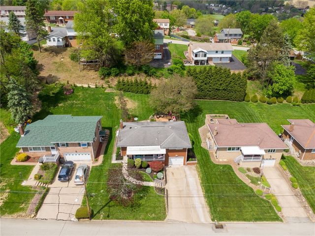 11 Lynn Lee Dr, City Of Greensburg, PA 15601