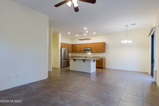 453 E Croydon Park Road, Tucson, AZ 85704