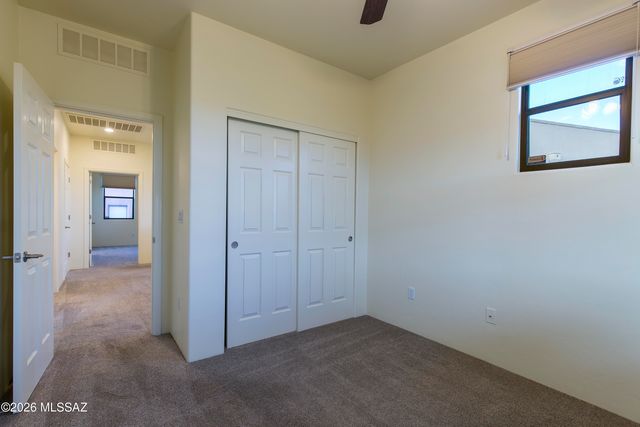 453 E Croydon Park Road, Tucson, AZ 85704