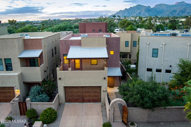453 E Croydon Park Road, Tucson, AZ 85704