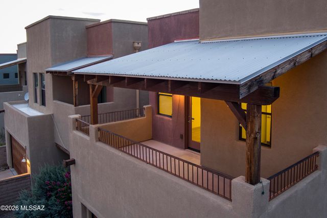 453 E Croydon Park Road, Tucson, AZ 85704