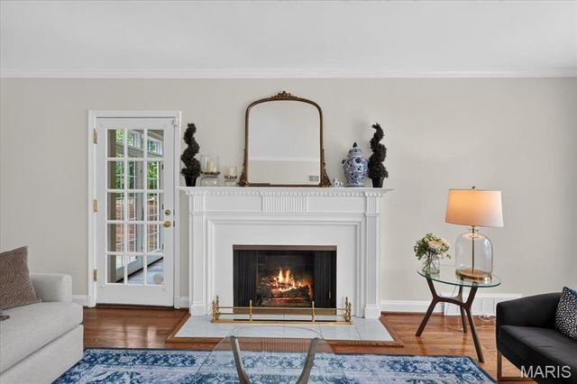 28 Berkshire Drive, St Louis, MO 63117