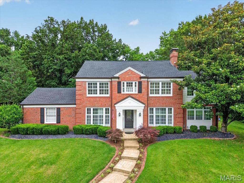 28 Berkshire Drive, St Louis, MO 63117
