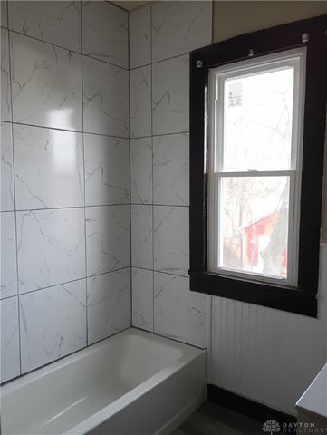 140 S Terry Street, Dayton, OH 45403