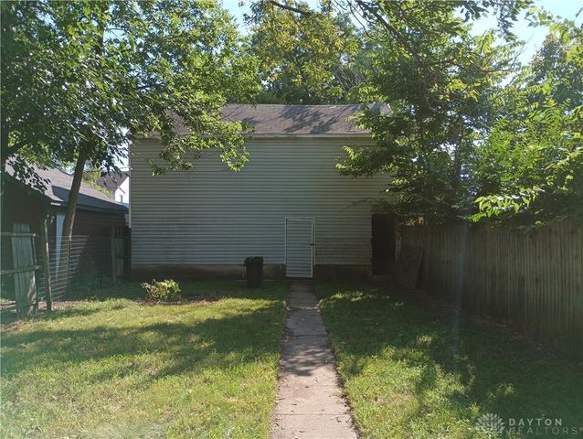 140 S Terry Street, Dayton, OH 45403