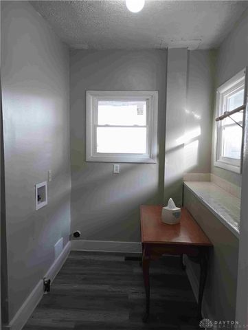 140 S Terry Street, Dayton, OH 45403