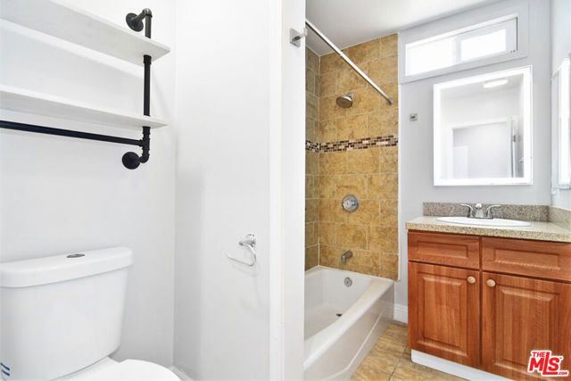 11250 Mississippi Avenue, Los Angeles, CA 90025