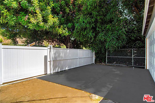 11250 Mississippi Avenue, Los Angeles, CA 90025