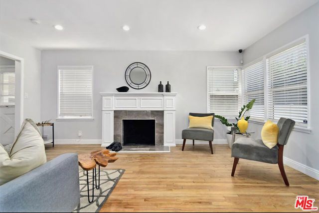 11250 Mississippi Avenue, Los Angeles, CA 90025