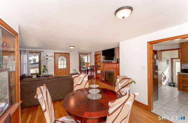 136 Pearl Lake Road, Waterbury, CT 06706