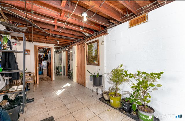 136 Pearl Lake Road, Waterbury, CT 06706