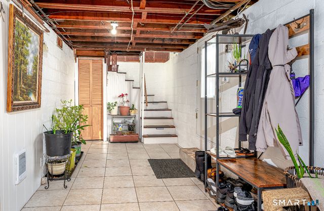 136 Pearl Lake Road, Waterbury, CT 06706