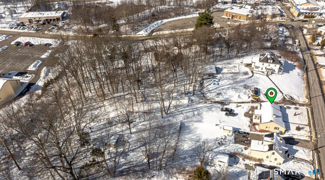 136 Pearl Lake Road, Waterbury, CT 06706