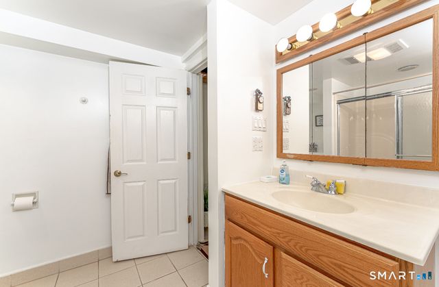 136 Pearl Lake Road, Waterbury, CT 06706