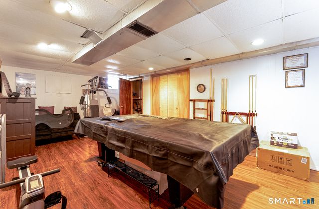 136 Pearl Lake Road, Waterbury, CT 06706