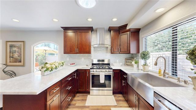 945 Pebble Beach, Upland, CA 91784