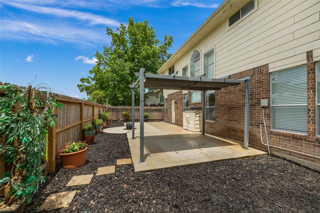 20735 Deauville Drive, Spring, TX 77388
