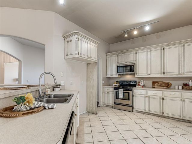 8304 NW 83rd Street, Oklahoma City, OK 73132