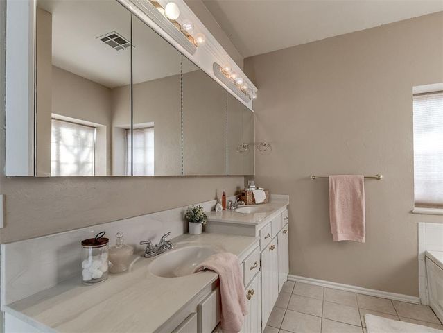 8304 NW 83rd Street, Oklahoma City, OK 73132