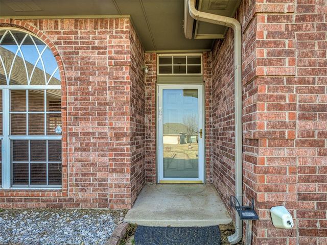 8304 NW 83rd Street, Oklahoma City, OK 73132