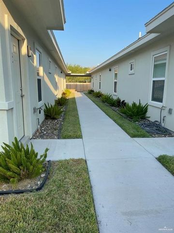 1040 English Avenue, Edinburg, TX 78541