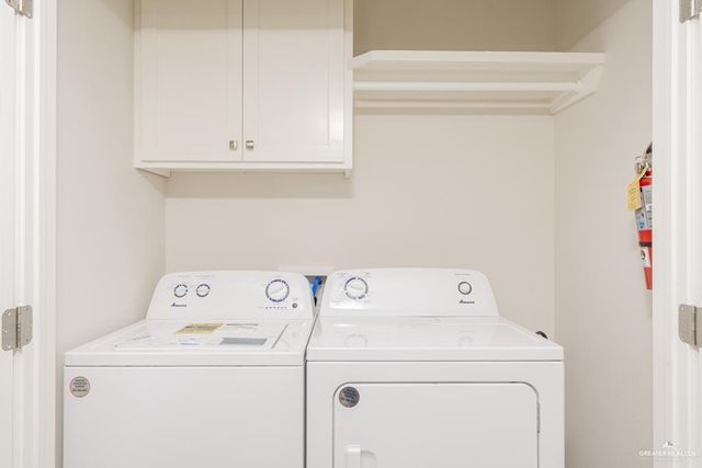 1040 English Avenue, Edinburg, TX 78541