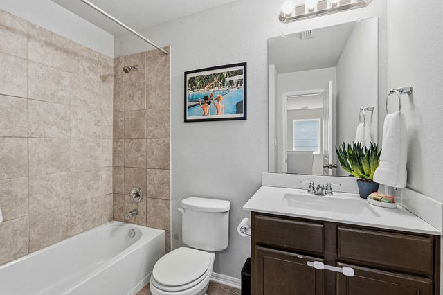 162 Friendship Oak DR, San Marcos, TX 78666
