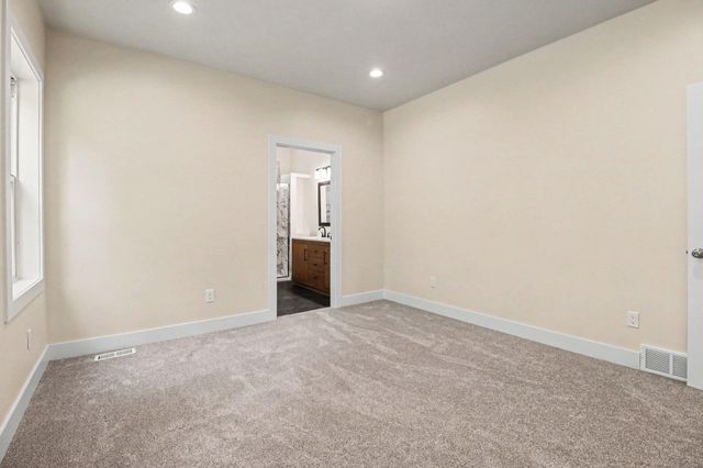 4410 N Pine Avenue, Mears, MI 49436