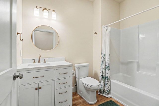 4410 N Pine Avenue, Mears, MI 49436