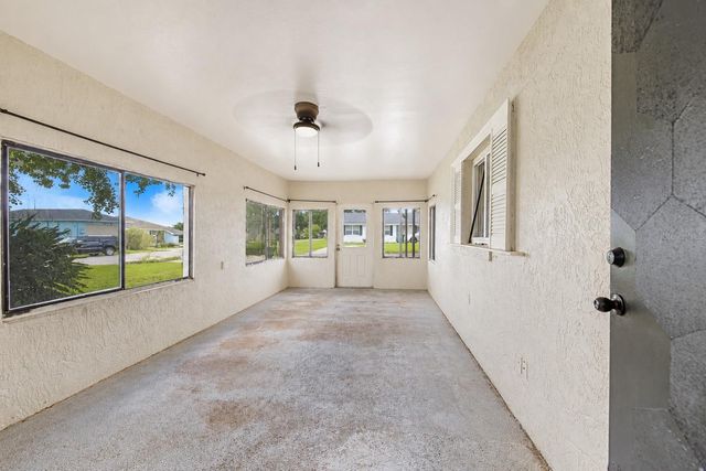 709 HIGHLANDS AVENUE, Dundee, FL 33838