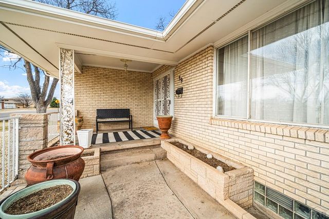 39 Dartmouth Ave, Pueblo, CO 81005