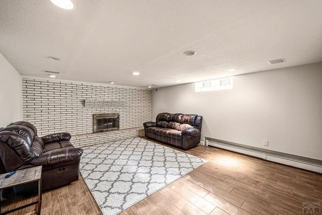 39 Dartmouth Ave, Pueblo, CO 81005