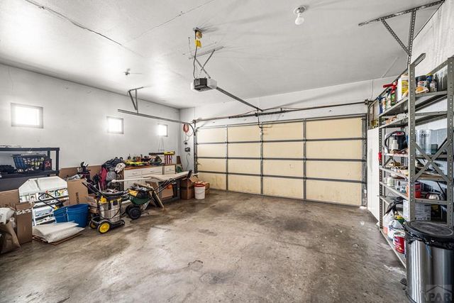 39 Dartmouth Ave, Pueblo, CO 81005