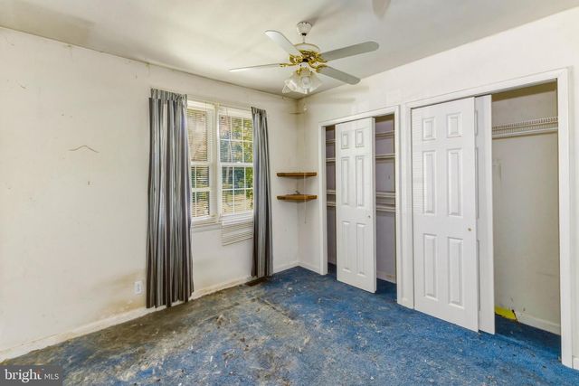 1130 RED BANK AVE, West Deptford, NJ 08086