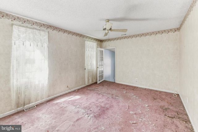 1130 RED BANK AVE, West Deptford, NJ 08086