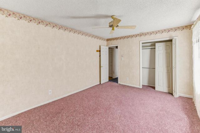 1130 RED BANK AVE, West Deptford, NJ 08086
